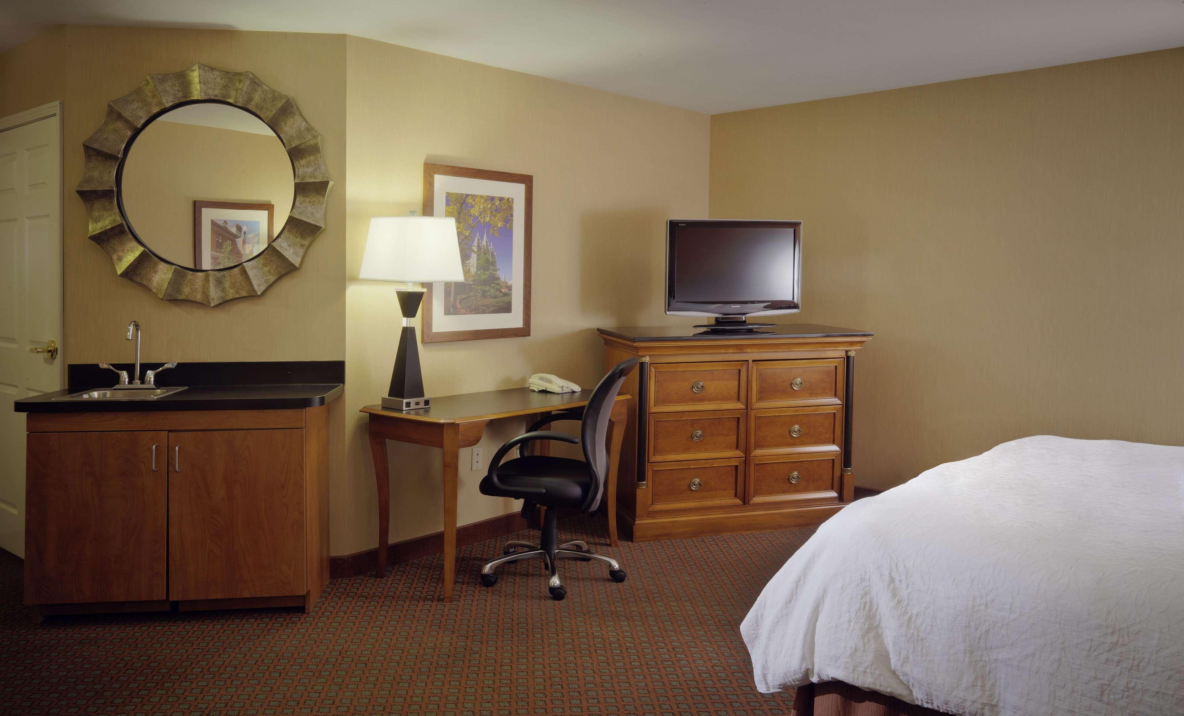 Hampton Inn & Suites Salt Lake City Airport Eksteriør billede