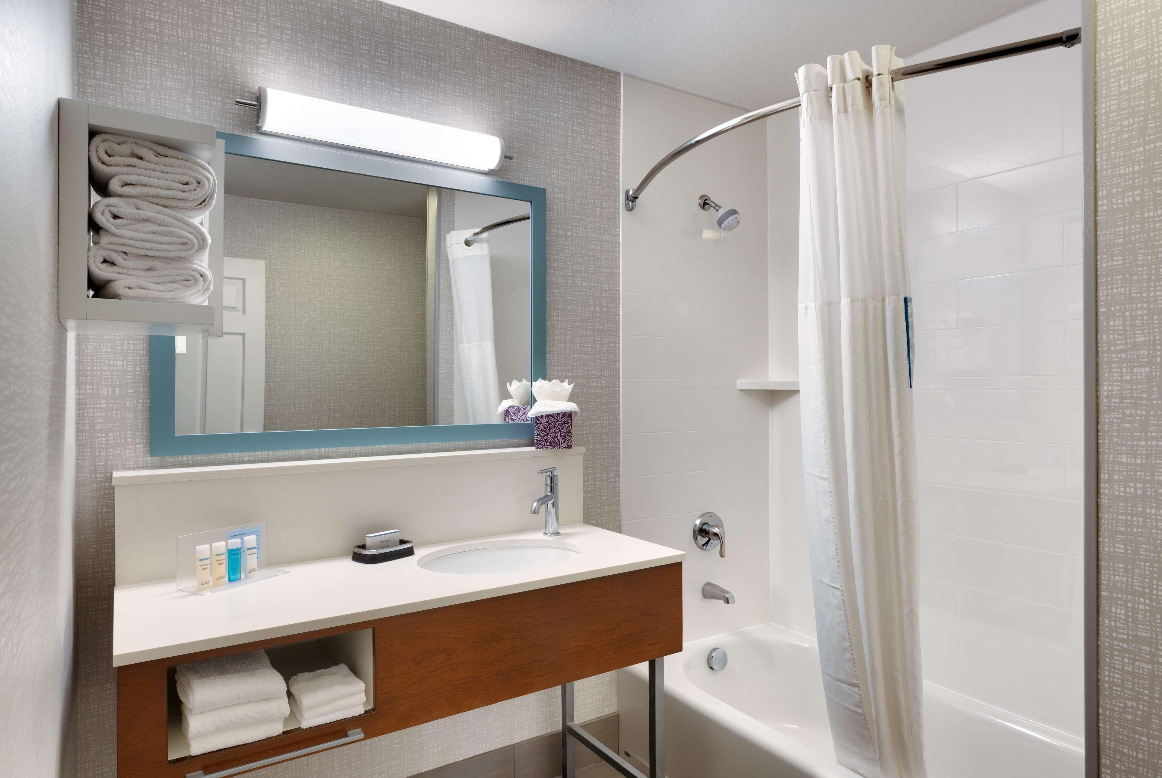 Hampton Inn & Suites Salt Lake City Airport Eksteriør billede