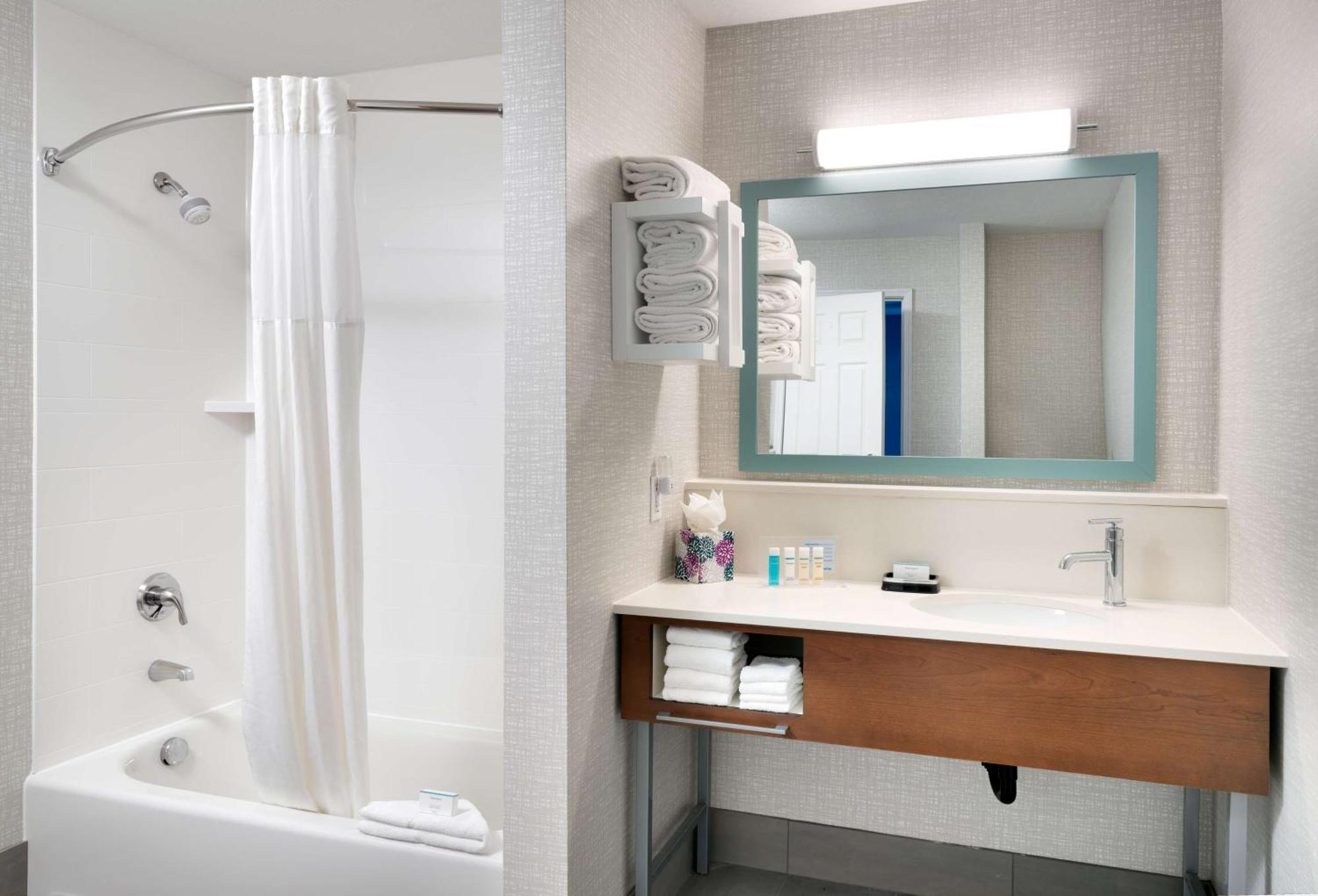 Hampton Inn & Suites Salt Lake City Airport Eksteriør billede