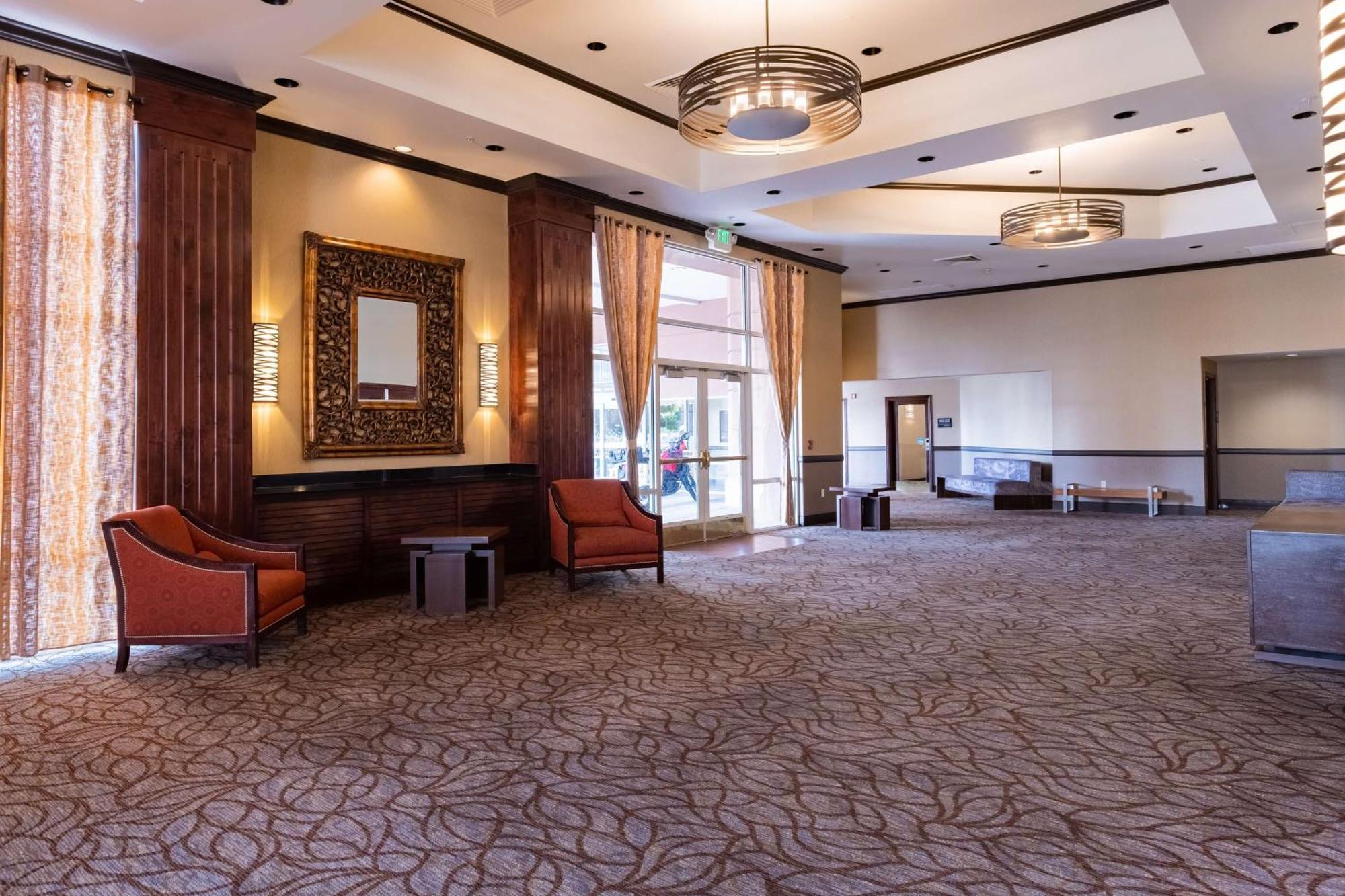 Hampton Inn & Suites Salt Lake City Airport Eksteriør billede